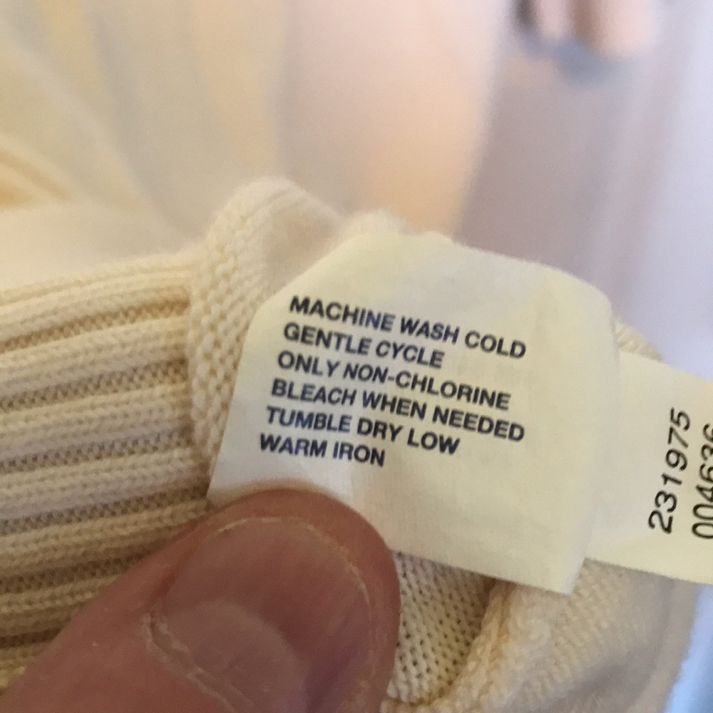 Gap Maternity sweater. GUC. - Picture 4 of 5
